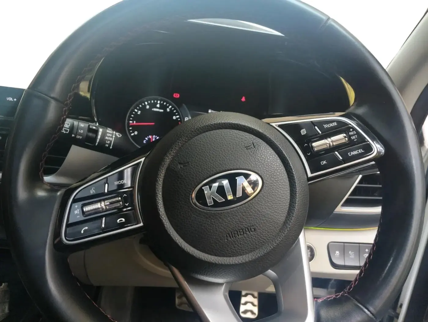 2020 KIA SELTOS GTX PLUS DCT 1.4 PETROL, Petrol, Automatic, 1,13,964 km, interior