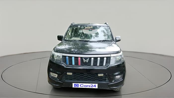 2022 Mahindra BOLERO NEO N 8, Diesel, Manual, 73,544 km, exterior