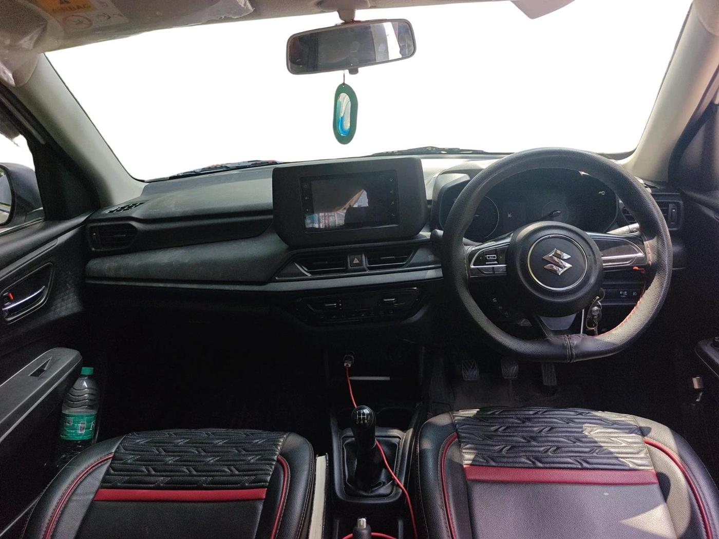 2025 Maruti Swift VXI 1.2L CNG, CNG, Manual, 35,830 km, interior