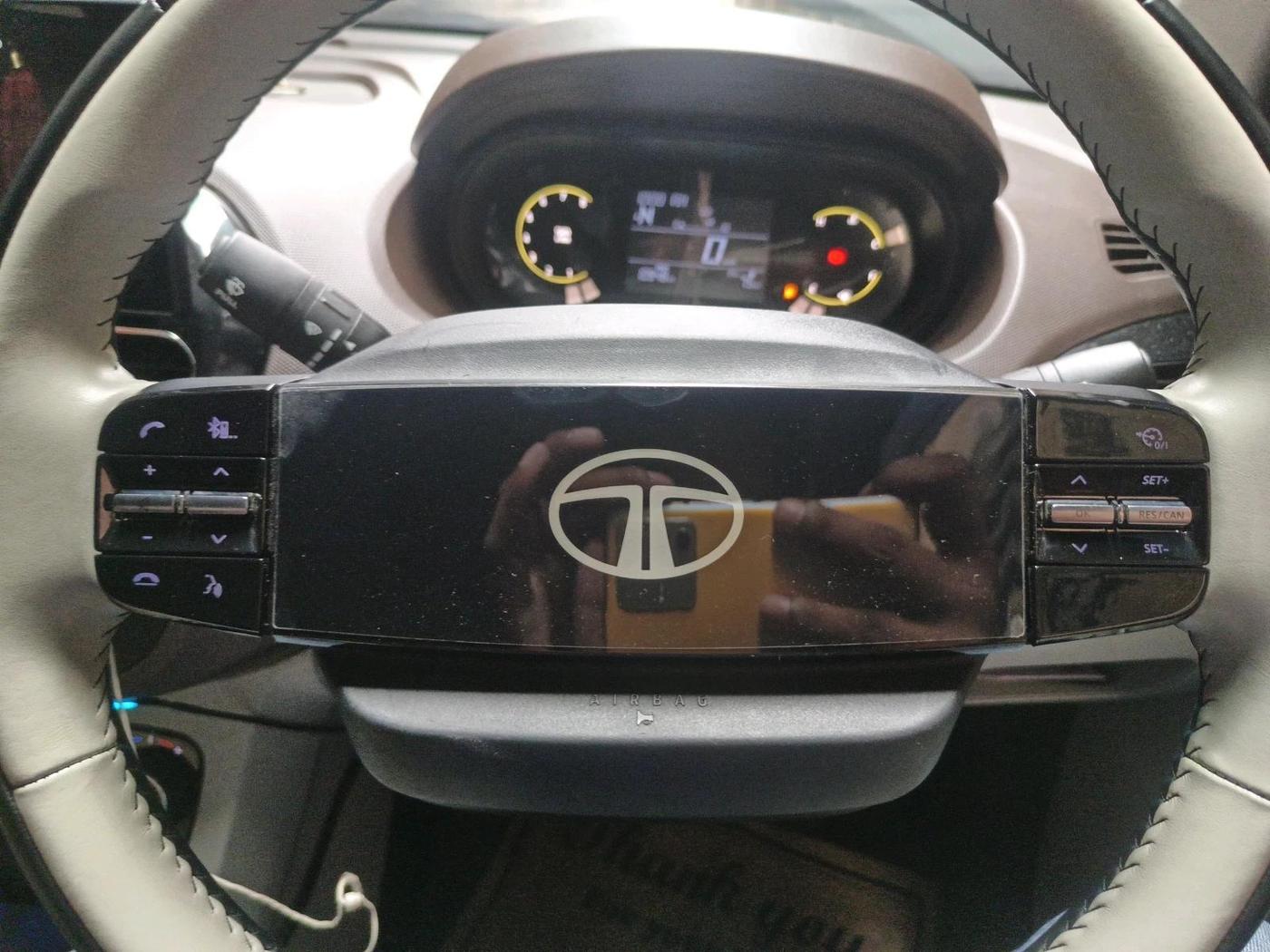 2025 Tata TIGOR XZA PLUS PETROL, Petrol, Automatic, 10,950 km, interior