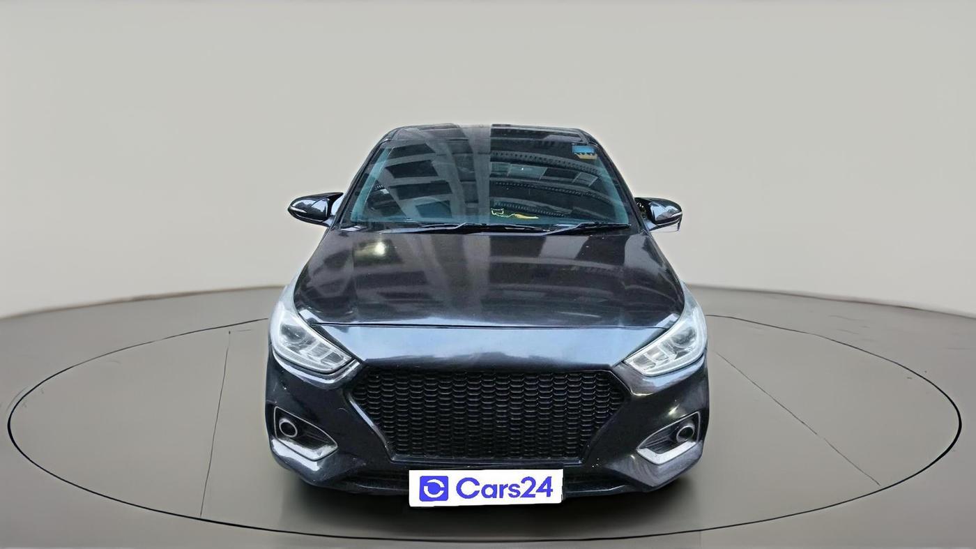 2017 Hyundai Verna 1.6 VTVT SX, Petrol, Manual, 1,00,305 km, exterior