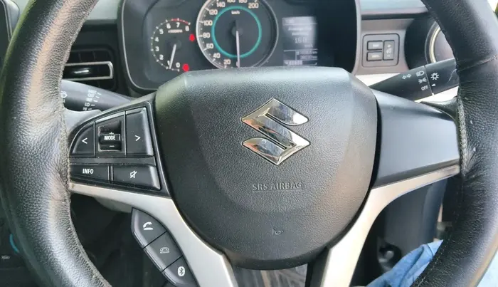 2017 Maruti IGNIS DELTA 1.2, Petrol, Manual, 38,233 km, interior