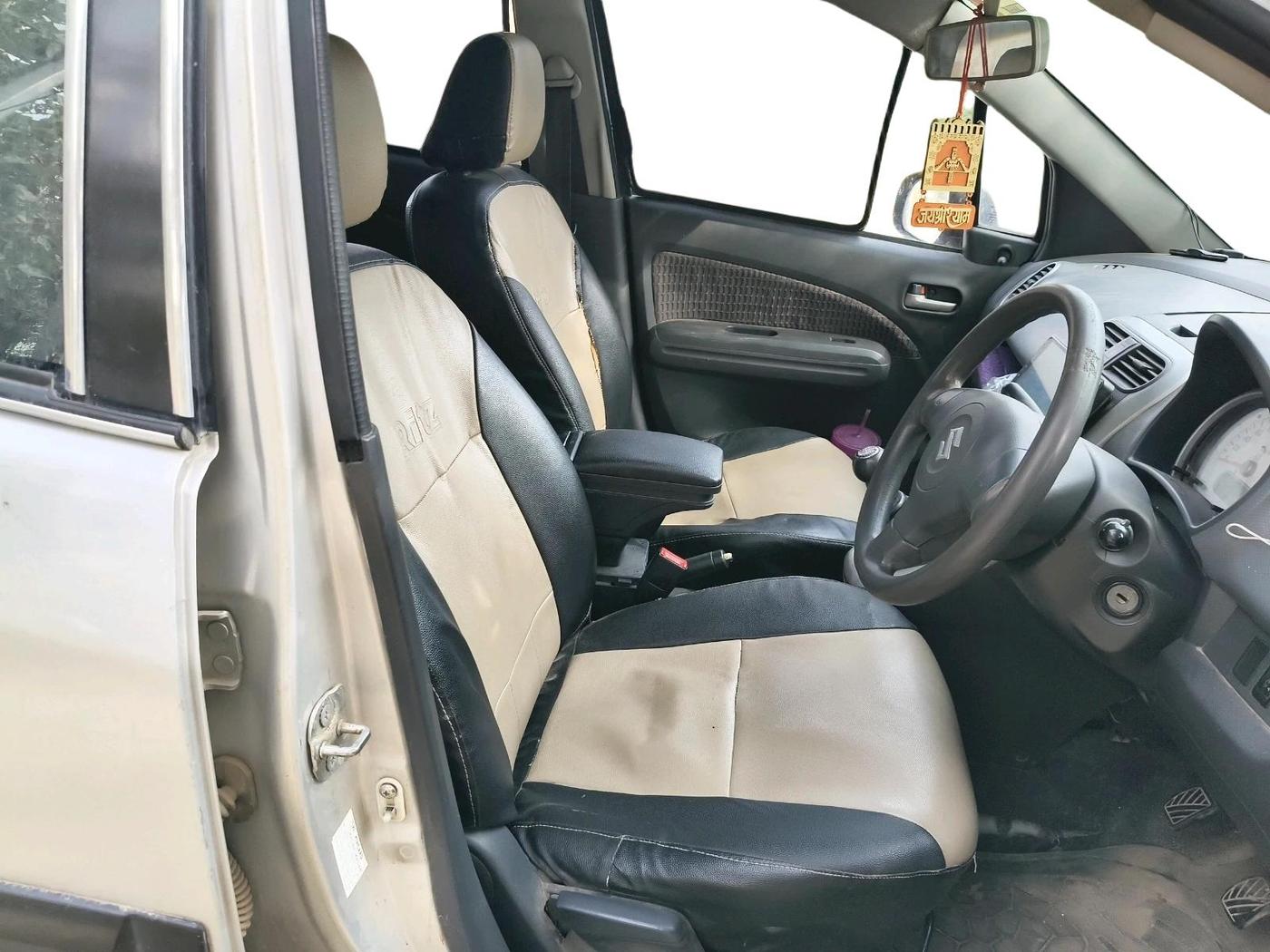 2014 Maruti Ritz VXI, Petrol, Manual, 1,21,522 km, interior