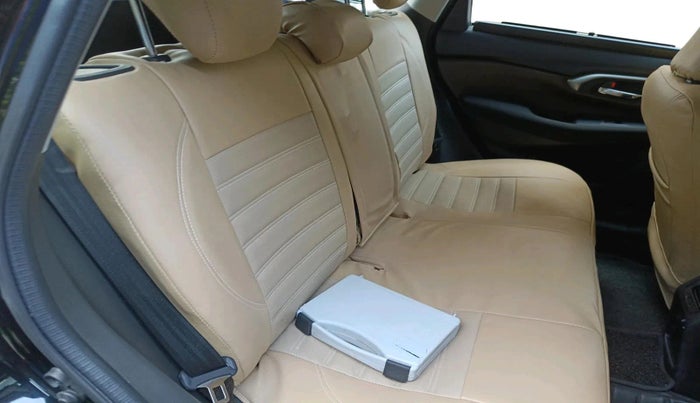 2025 Toyota URBAN CRUISER HYRYDER S HYBRID, Hybrid, Automatic, 11,866 km, interior