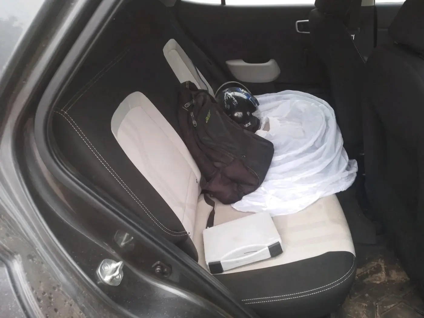 2024 Hyundai VENUE E Plus 1.2 Petrol, CNG, Manual, 9,235 km, interior