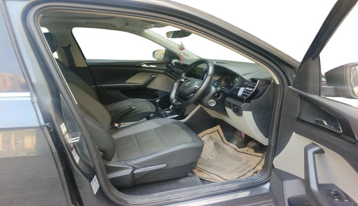 2022 Skoda KUSHAQ STYLE 1.5L TSI MT, Petrol, Manual, 67,172 km, interior