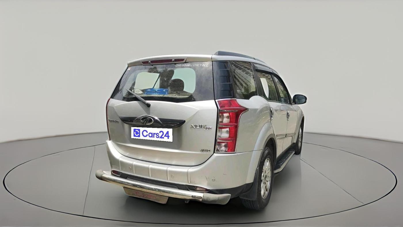 2016 Mahindra XUV500 W10, Diesel, Manual, 1,03,344 km, exterior