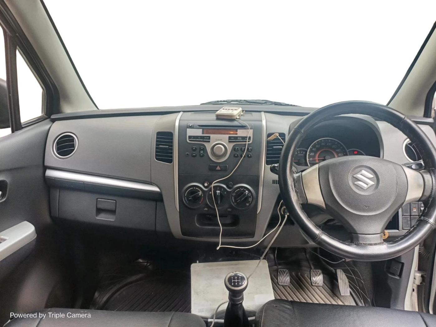 2011 Maruti Wagon R 1.0 VXI, Petrol, Manual, 1,31,809 km, interior