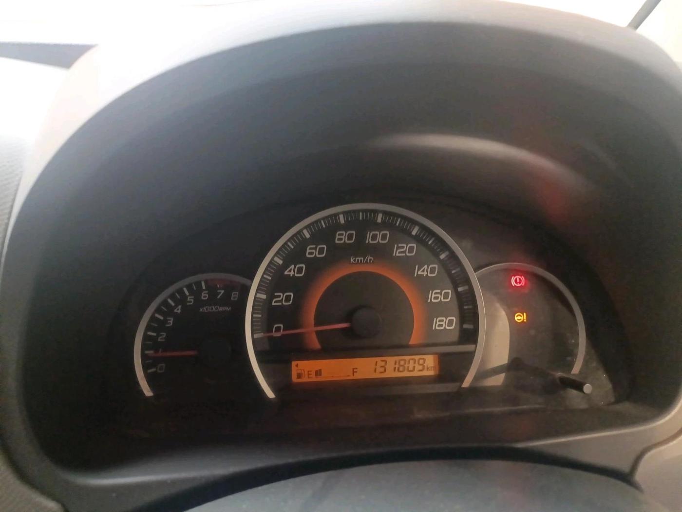 2011 Maruti Wagon R 1.0 VXI, Petrol, Manual, 1,31,809 km, interior