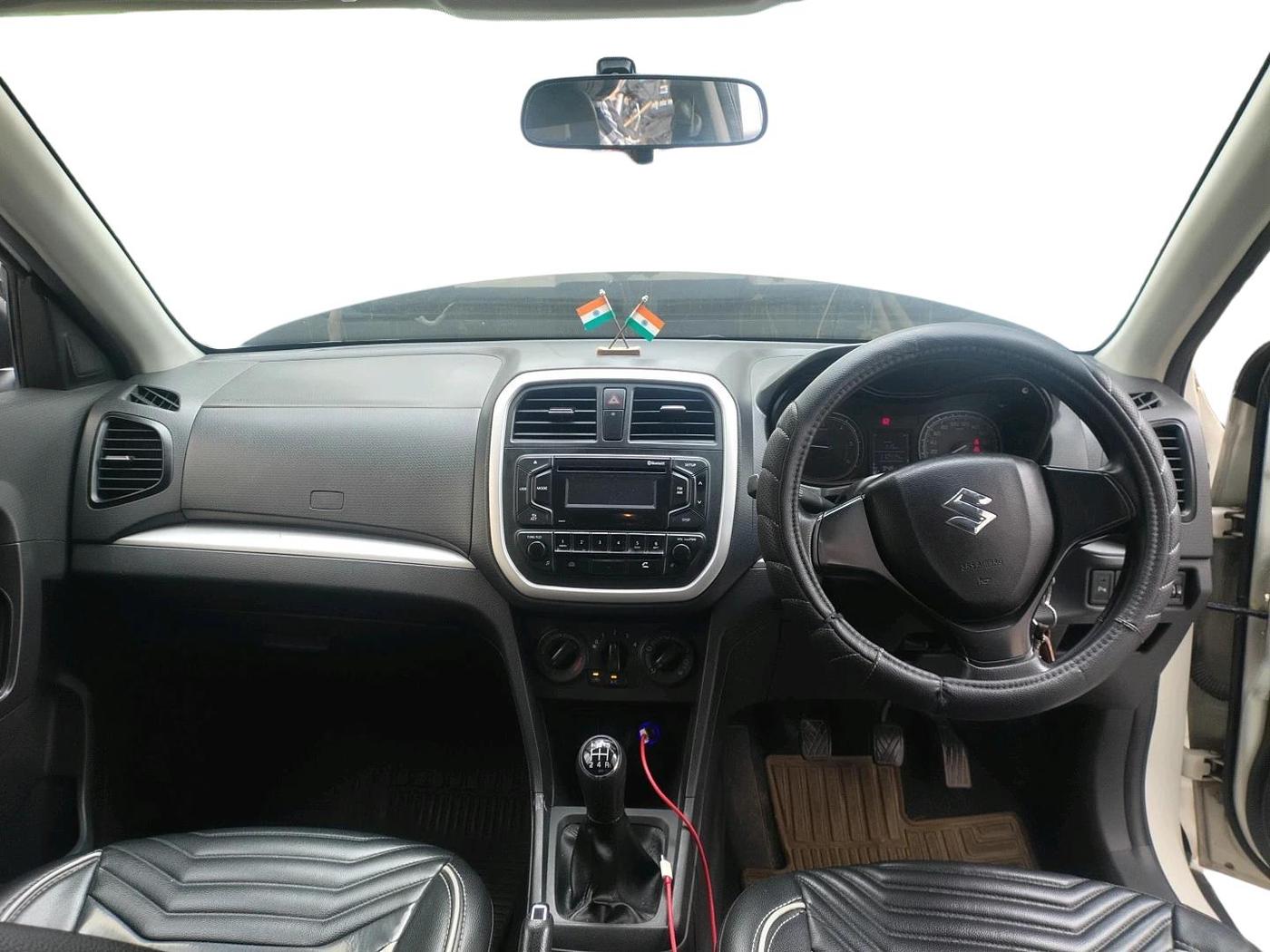 2017 Maruti Vitara Brezza VDI (O), Diesel, Manual, 1,10,416 km, interior