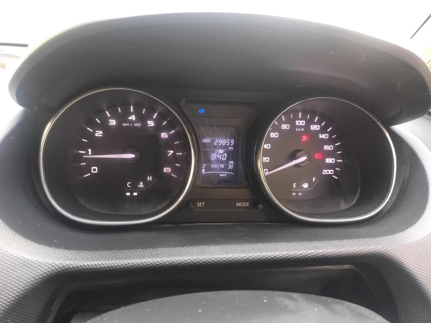 2018 Tata Tiago XZ PETROL, Petrol, Manual, 29,859 km, interior