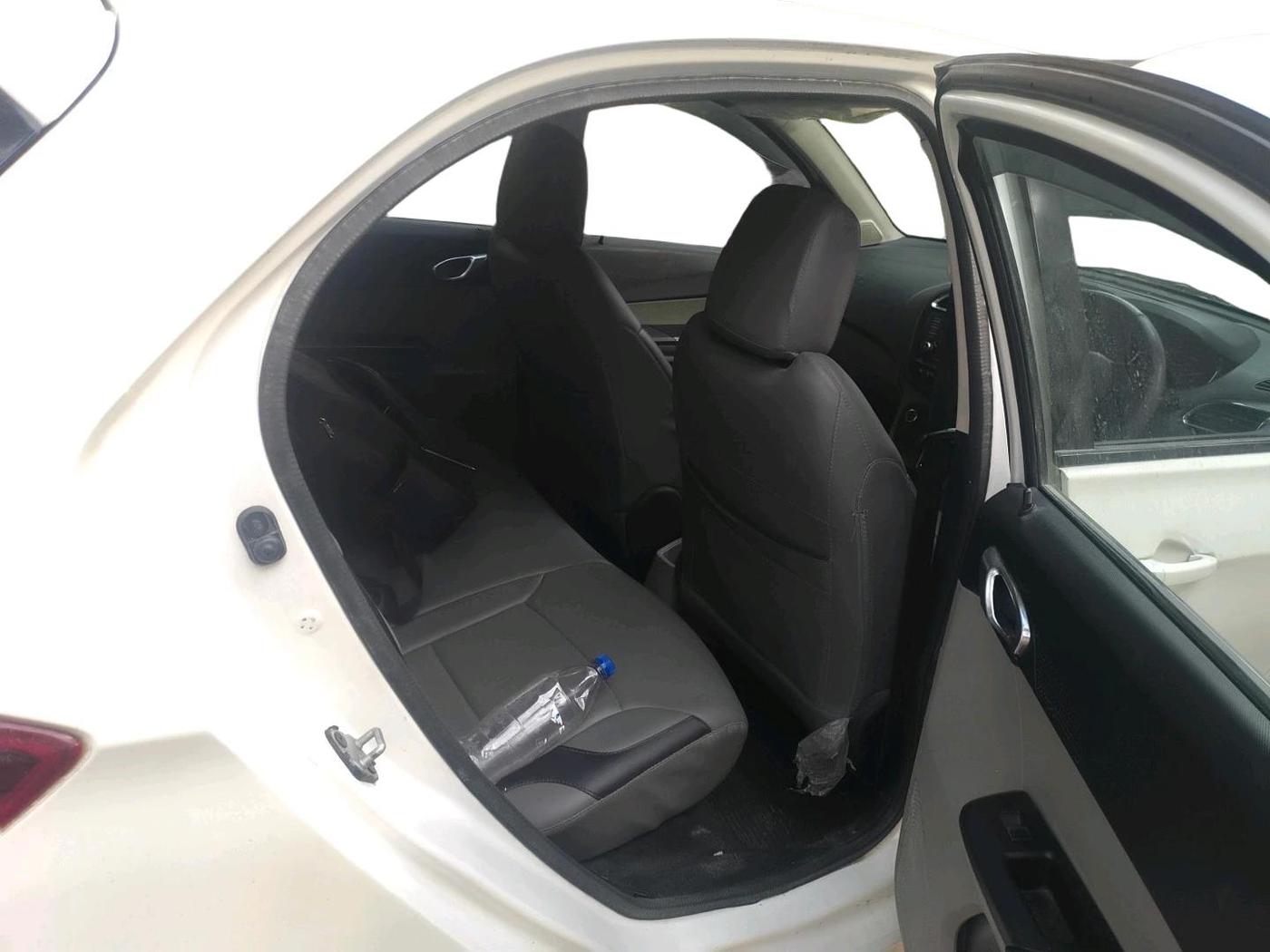 2018 Tata Tiago XZ PETROL, Petrol, Manual, 29,859 km, interior