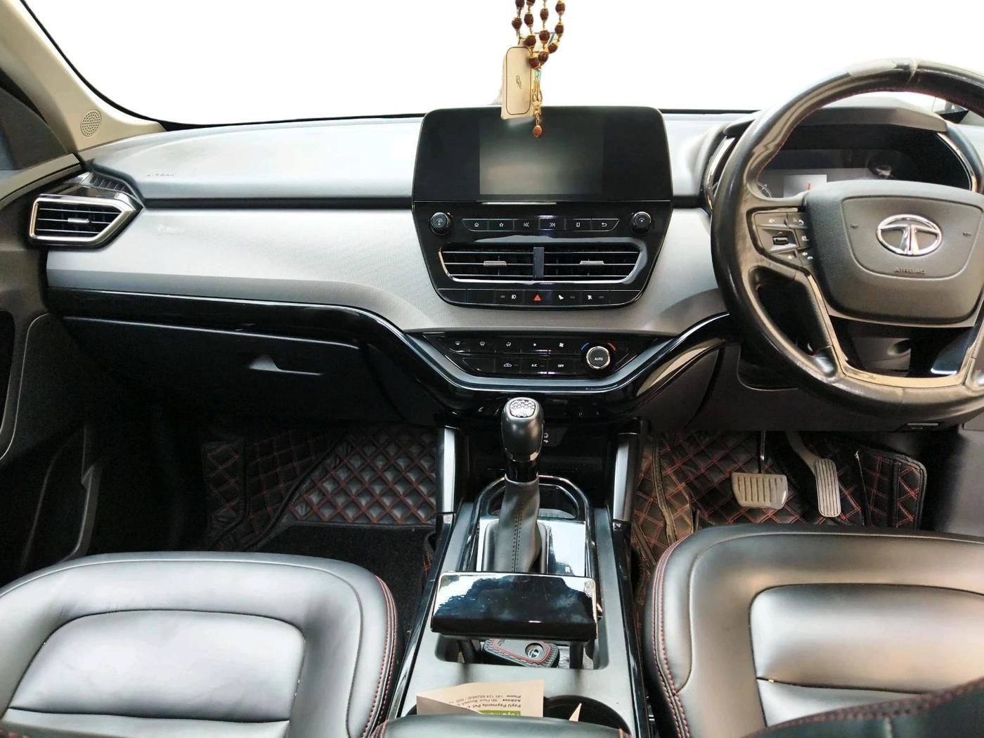 2022 Tata Harrier XTA 2.0L KRYOTEC PLUS, Diesel, Automatic, 50,329 km, interior