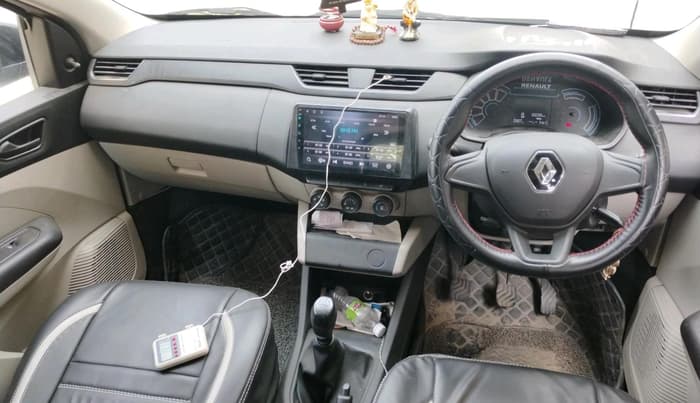 2024 Renault TRIBER RXL MT, Petrol, Manual, 10,098 km, interior