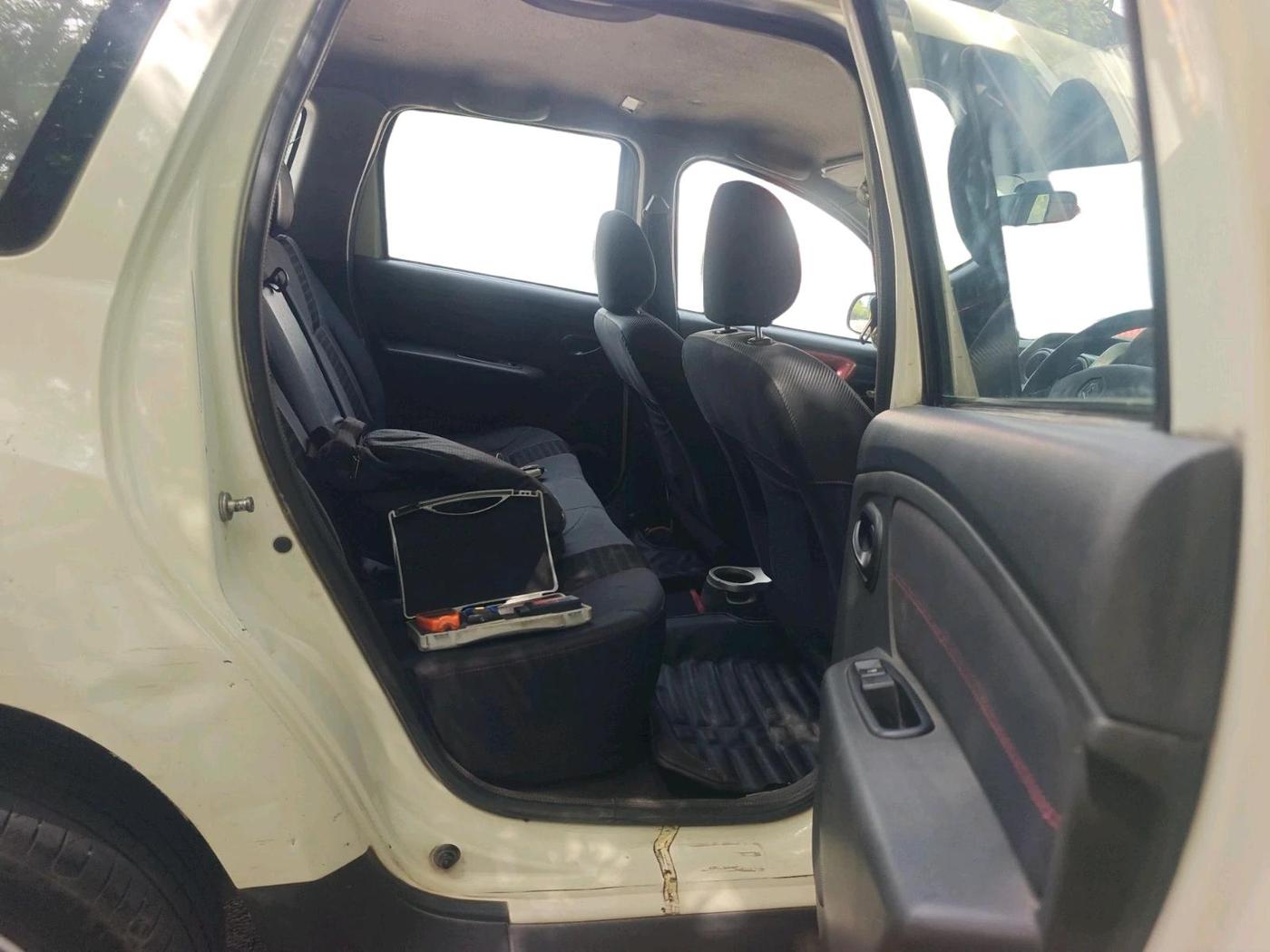 2016 Renault Duster 110 PS RXL 4X2 MT, Diesel, Manual, 2,29,303 km, interior