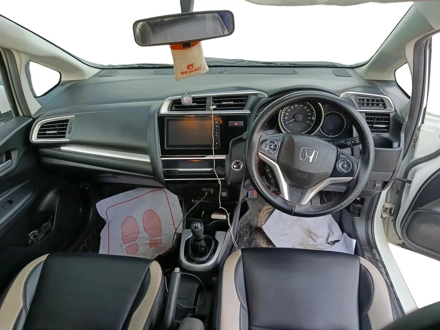 2021 Honda WR-V 1.2L I-VTEC VX MT, Petrol, Manual, 34,971 km, interior