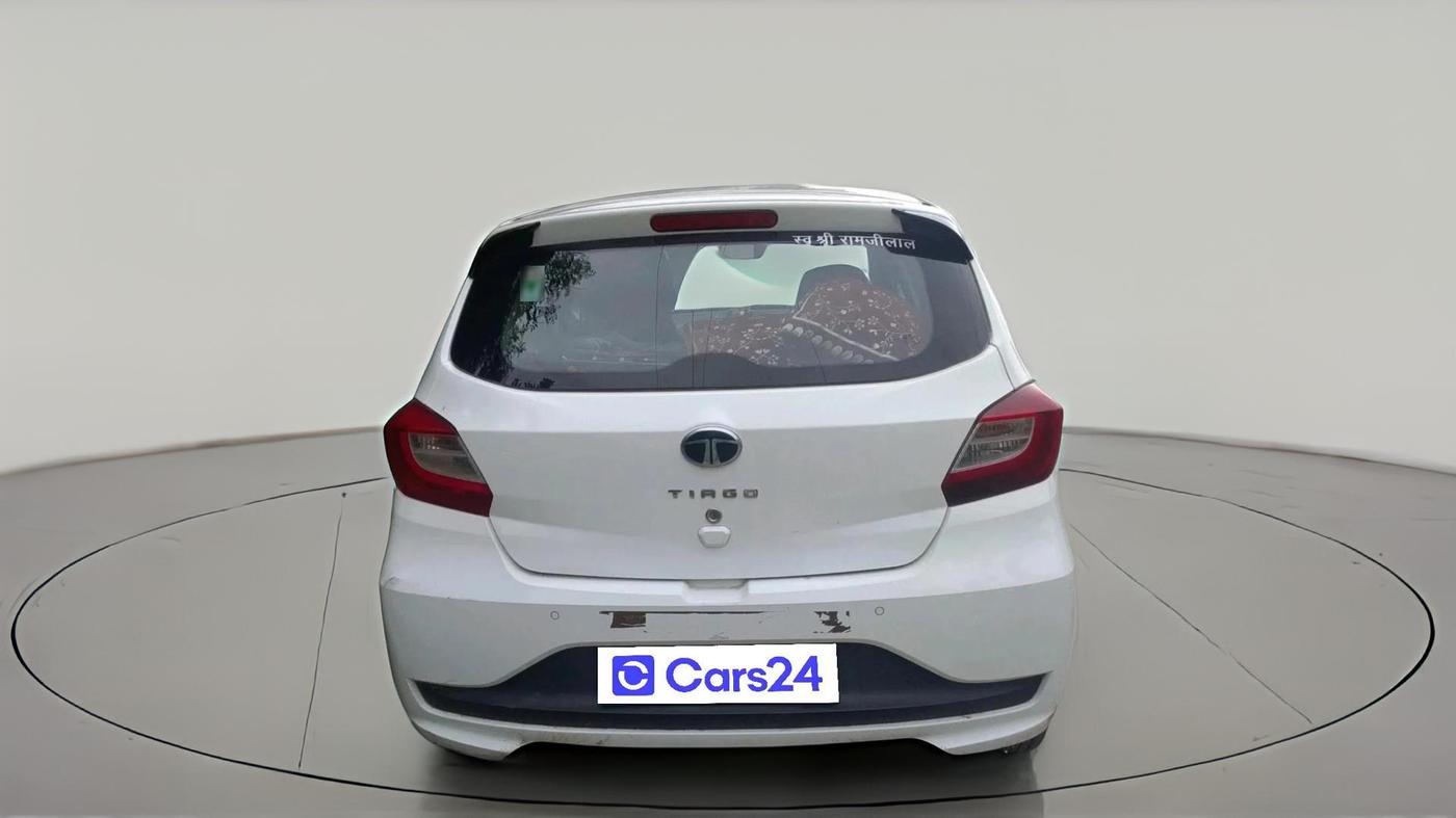 2024 Tata Tiago XE PETROL, CNG, Manual, 24,625 km, exterior