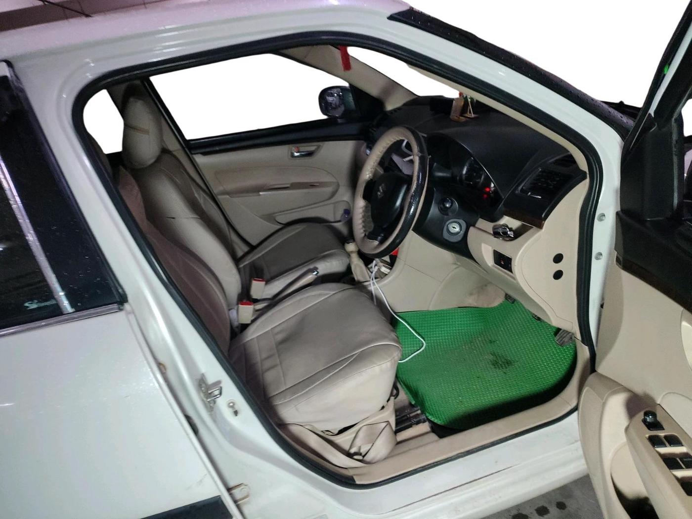 2016 Maruti Swift Dzire VDI, Diesel, Manual, 1,43,591 km, interior