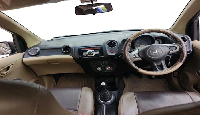 2014 Honda Amaze 1.2L I-VTEC S, Petrol, Manual, 1,19,098 km, interior