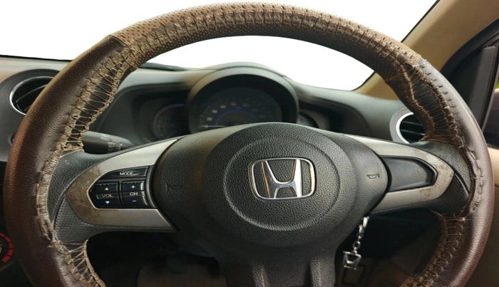 2014 Honda Amaze 1.2L I-VTEC S, Petrol, Manual, 1,19,098 km, interior