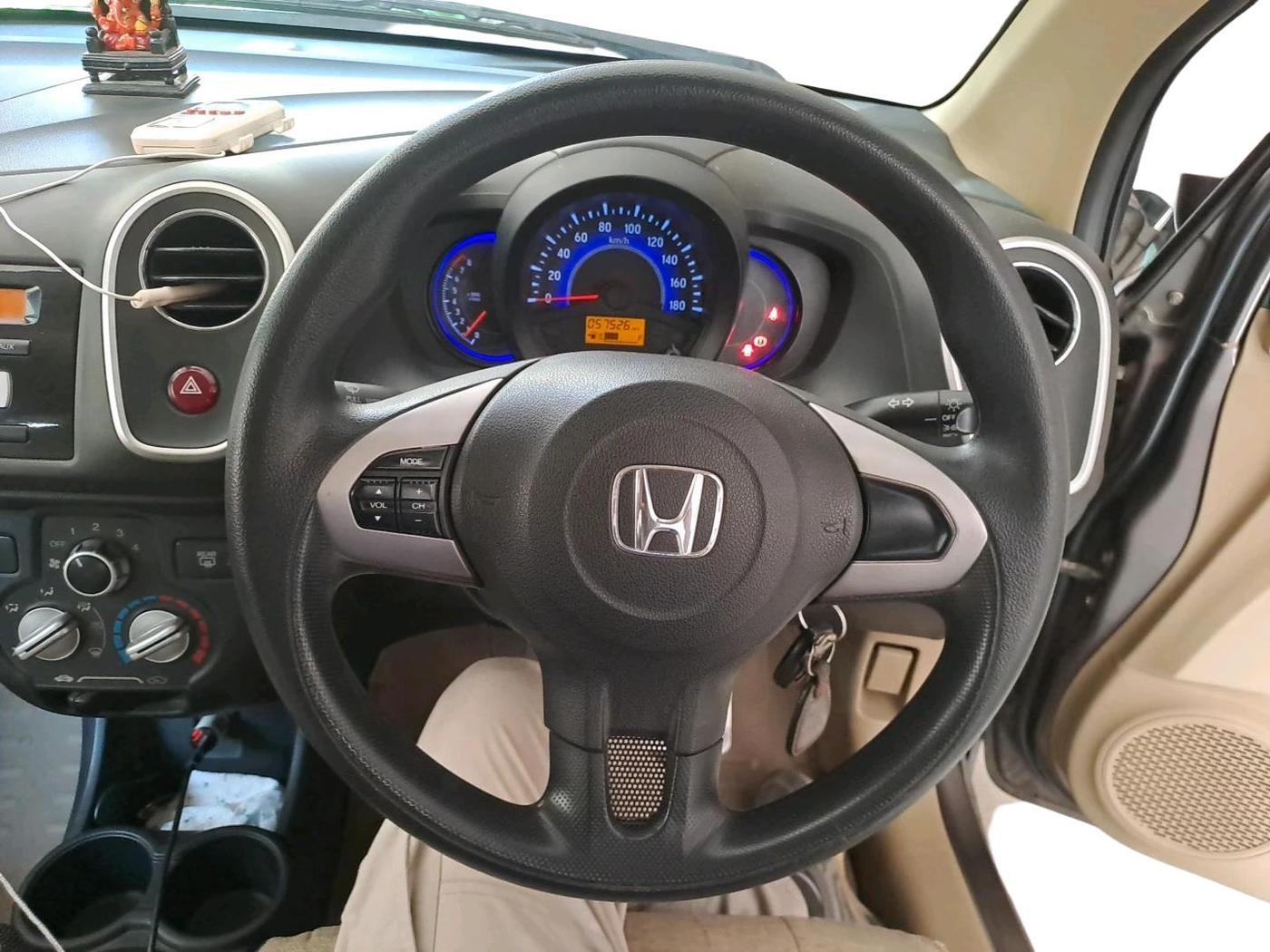 2014 Honda Mobilio 1.5L I-VTEC S, Petrol, Manual, 57,527 km, interior