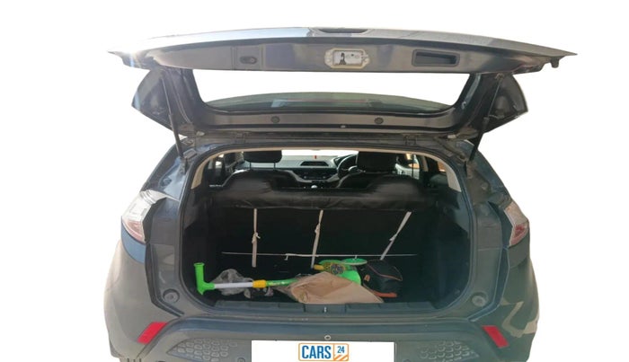 2018 Tata NEXON XM PETROL, Petrol, Manual, 42,813 km, exterior