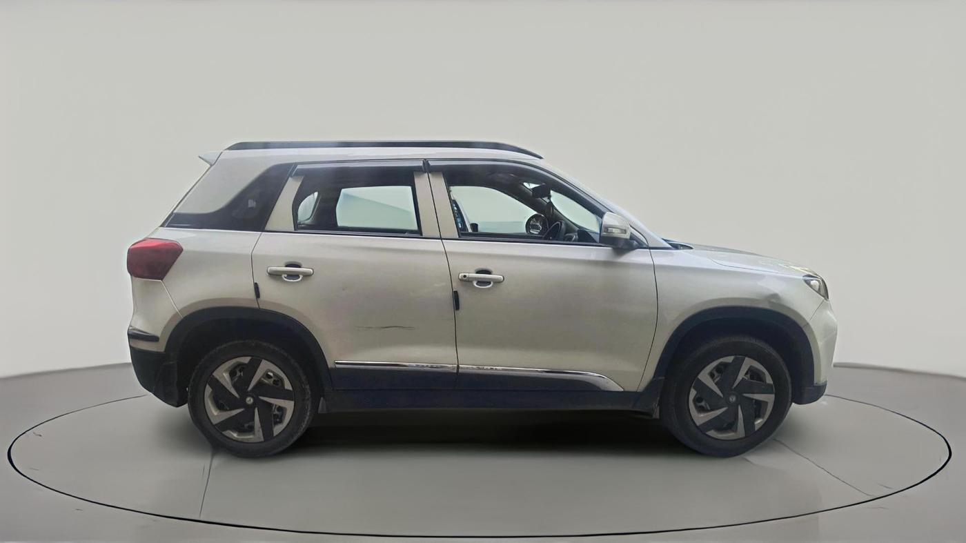 2020 Maruti Vitara Brezza LXI, Petrol, Manual, 1,20,315 km, exterior