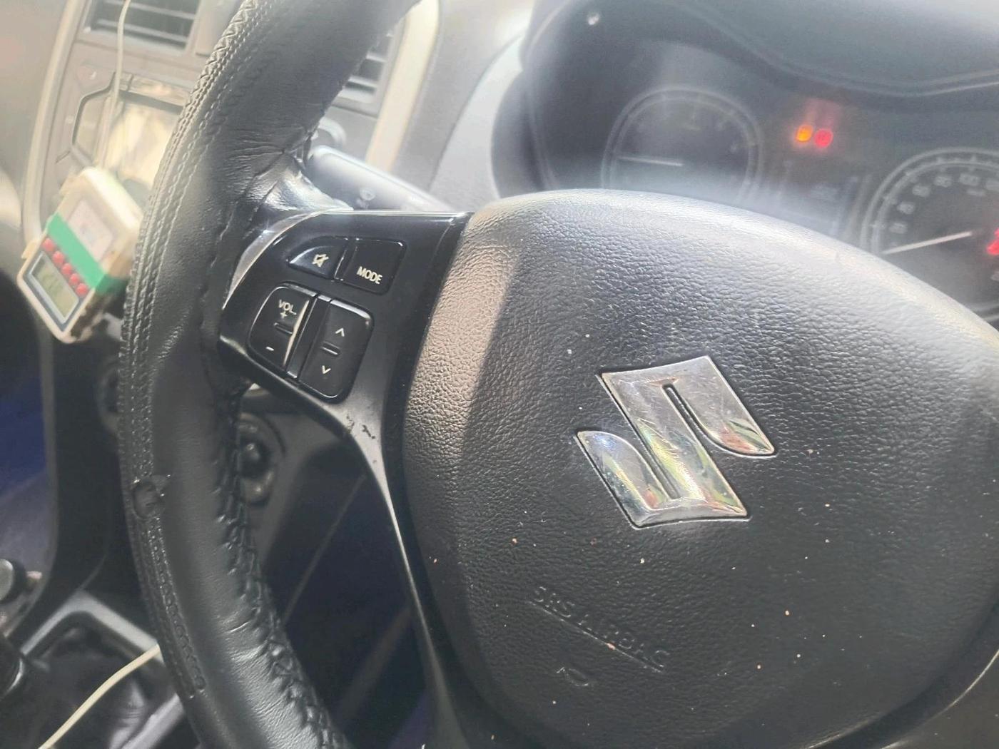 2020 Maruti Vitara Brezza LXI, Petrol, Manual, 1,20,315 km, interior
