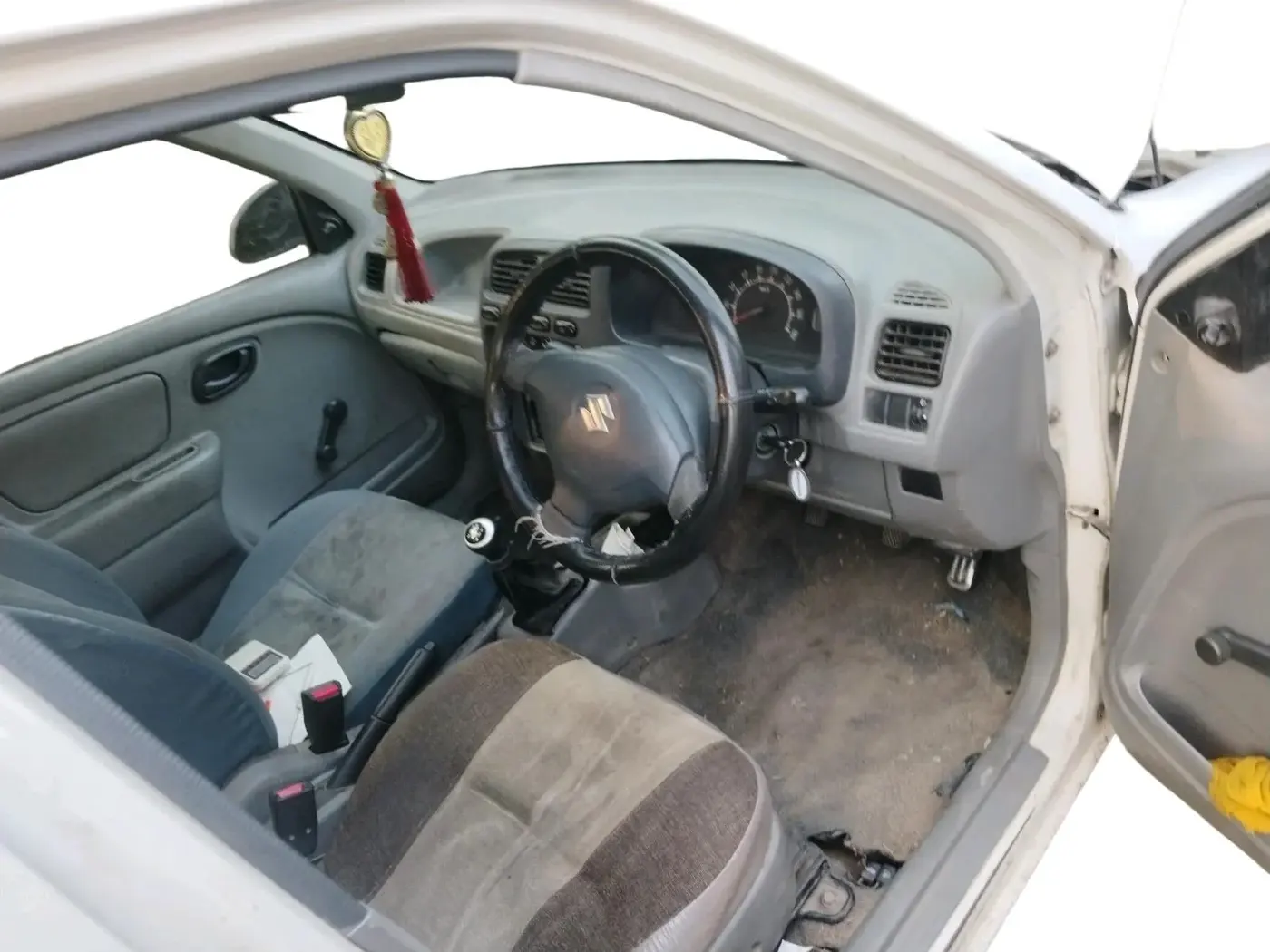 2013 Maruti Alto K10 LXI, Petrol, Manual, 91,900 km, interior