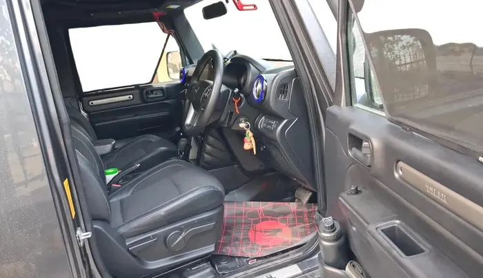 2024 Mahindra Thar LX D AT 4WD HT, Diesel, Automatic, 28,108 km, interior