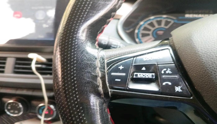 2022 Renault Kiger RXT MT, Petrol, Manual, 60,978 km, interior