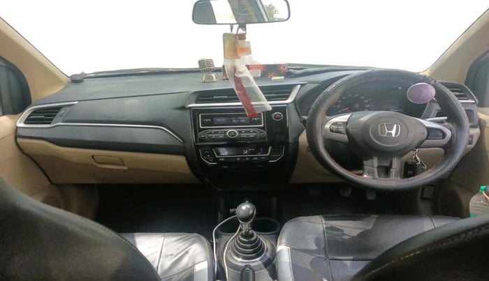 2016 Honda Amaze 1.2L I-VTEC S, Petrol, Manual, 1,85,484 km, interior