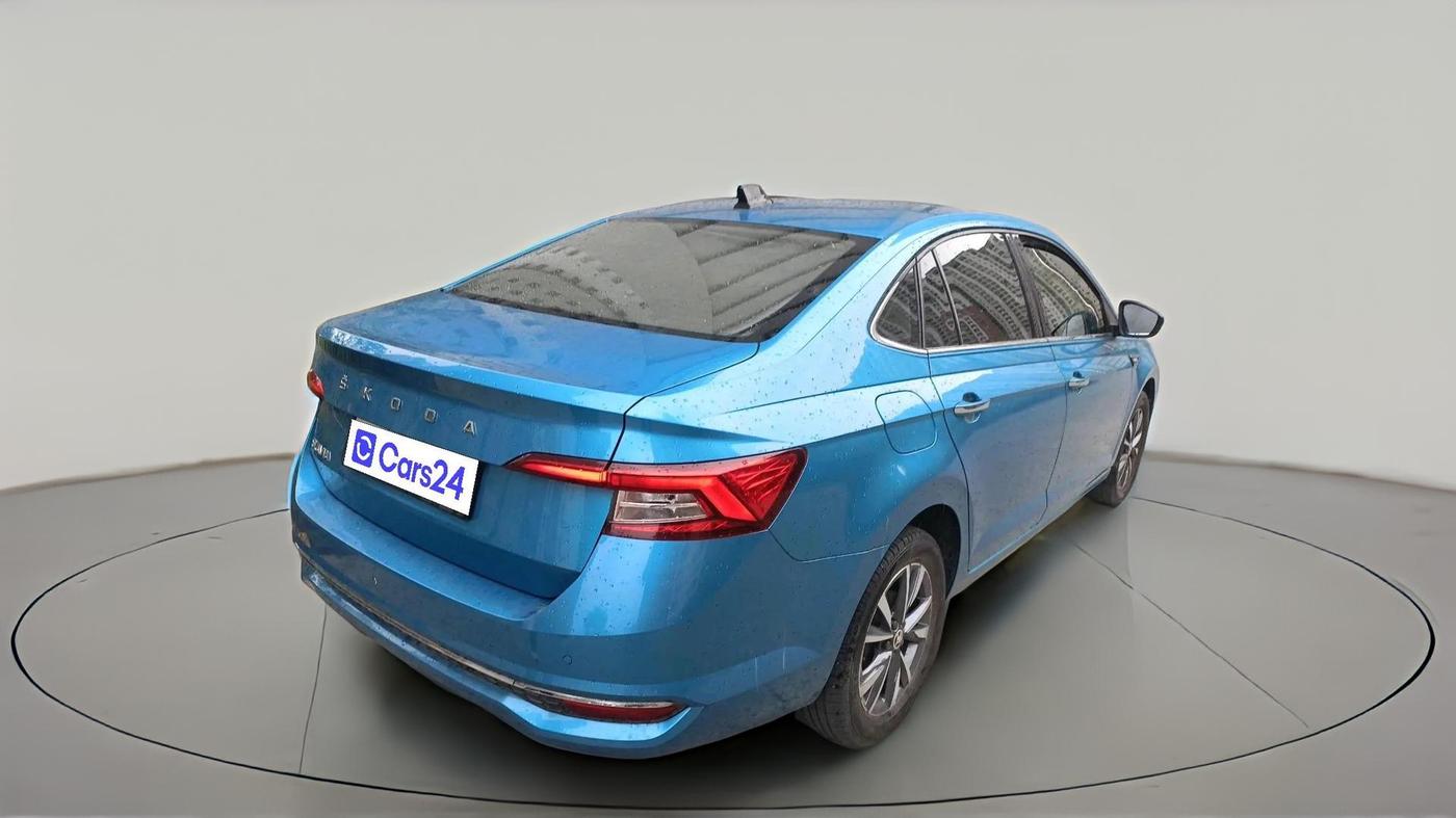 2022 Skoda SLAVIA STYLE 1.0L TSI MT, Petrol, Manual, 44,099 km, exterior