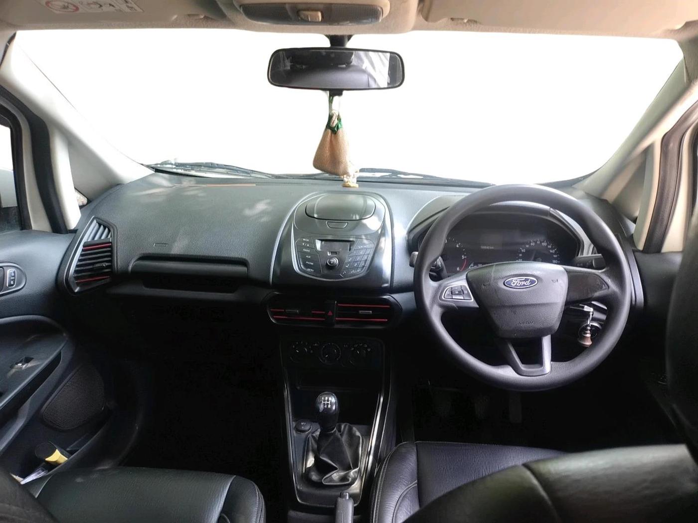 2020 Ford Ecosport AMBIENTE 1.5L DIESEL, Diesel, Manual, 1,08,842 km, interior