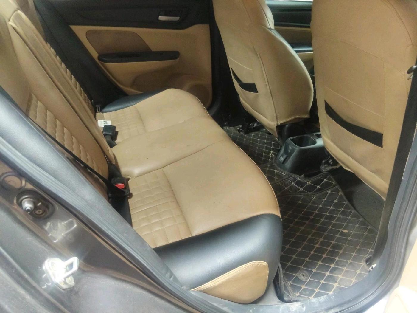 2019 Honda Amaze 1.2L I-VTEC V, CNG, Manual, 1,25,778 km, interior
