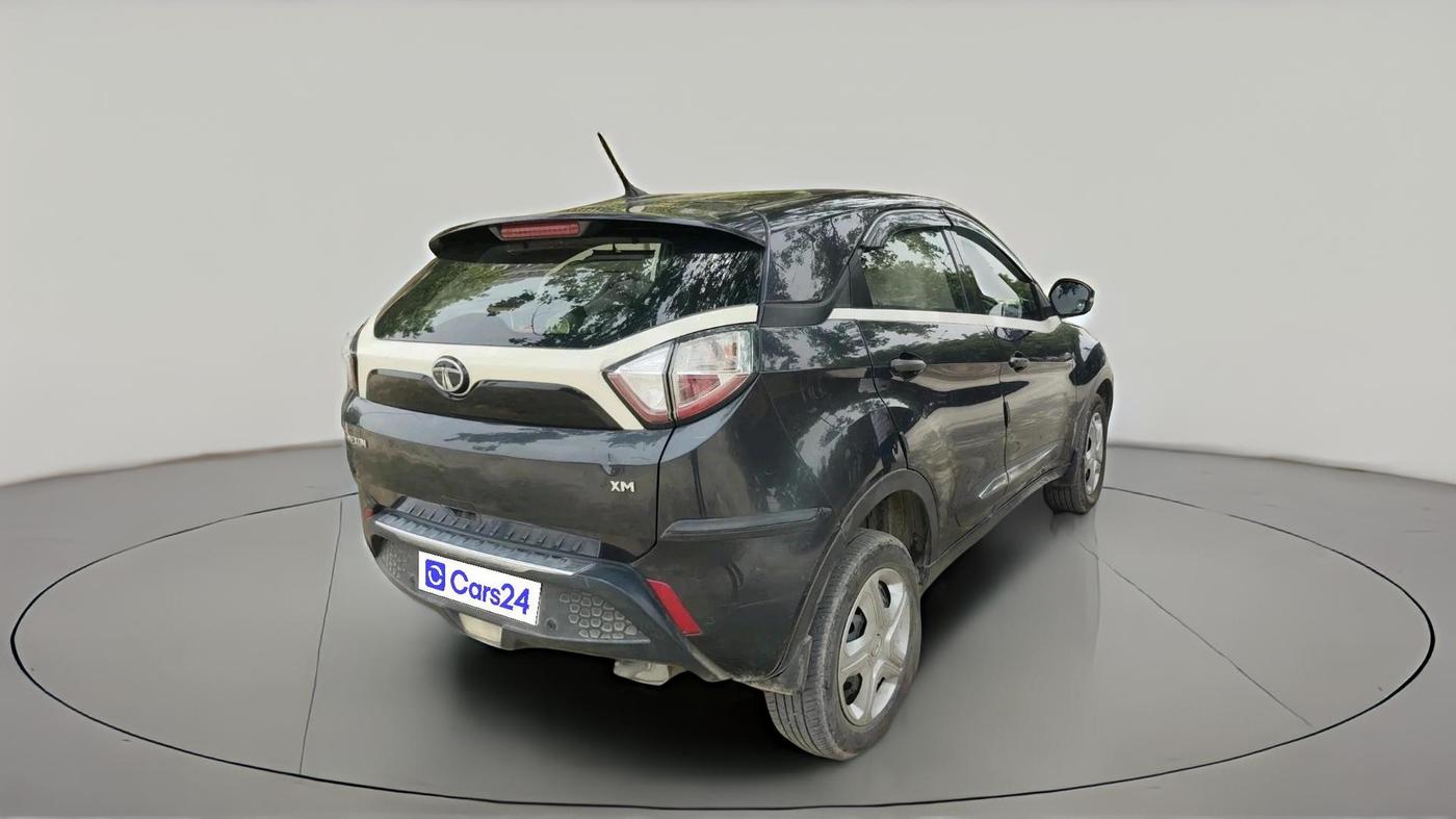 2017 Tata NEXON XM PETROL, Petrol, Manual, 1,52,413 km, exterior