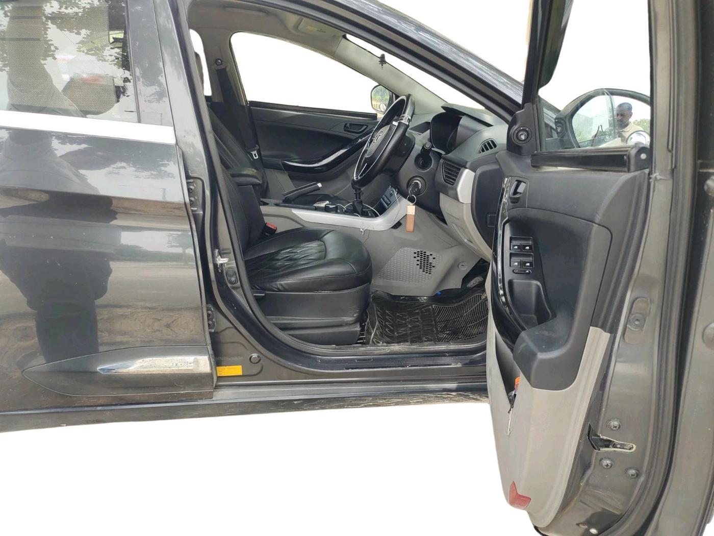 2017 Tata NEXON XM PETROL, Petrol, Manual, 1,52,413 km, interior
