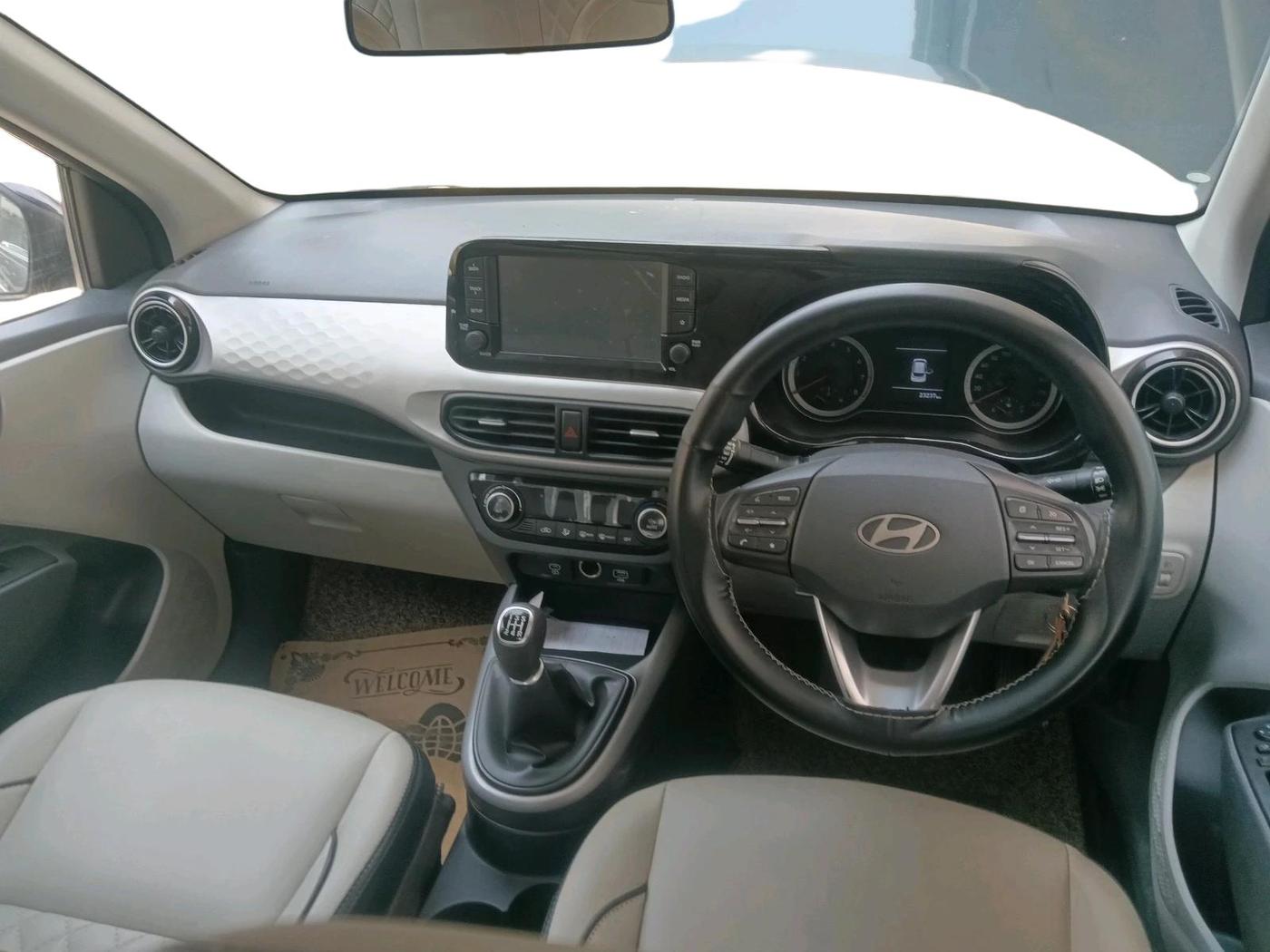 2023 Hyundai GRAND I10 NIOS SPORTZ 1.2 KAPPA VTVT, Petrol, Manual, 23,237 km, interior