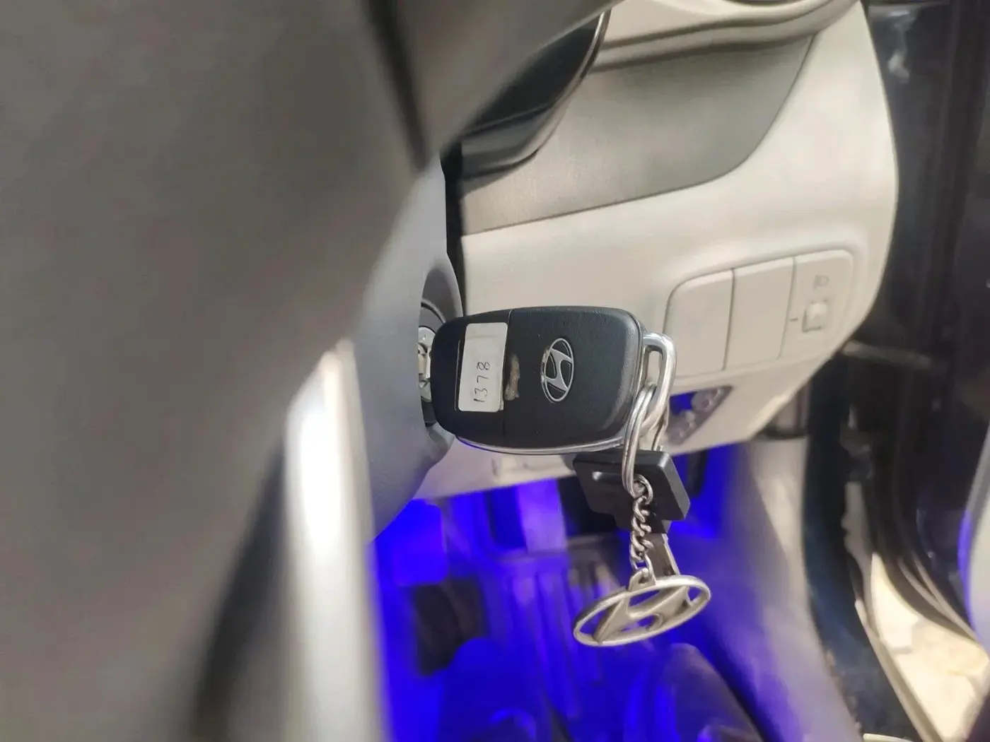 2023 Hyundai GRAND I10 NIOS MAGNA 1.2 KAPPA VTVT, Petrol, Manual, 28,650 km, interior