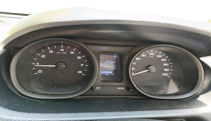 2018 Tata Tiago XT PETROL, Petrol, Manual, 1,32,112 km, interior