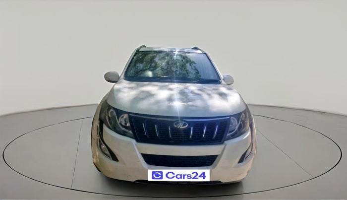 2017 Mahindra XUV500 W10 AT 1.99, Diesel, Automatic, 82,115 km, exterior