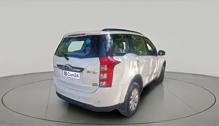2017 Mahindra XUV500 W10 AT 1.99, Diesel, Automatic, 82,115 km, exterior