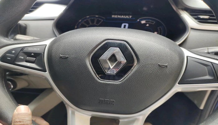 2022 Renault TRIBER RXZ AMT, Petrol, Automatic, 17,358 km, interior