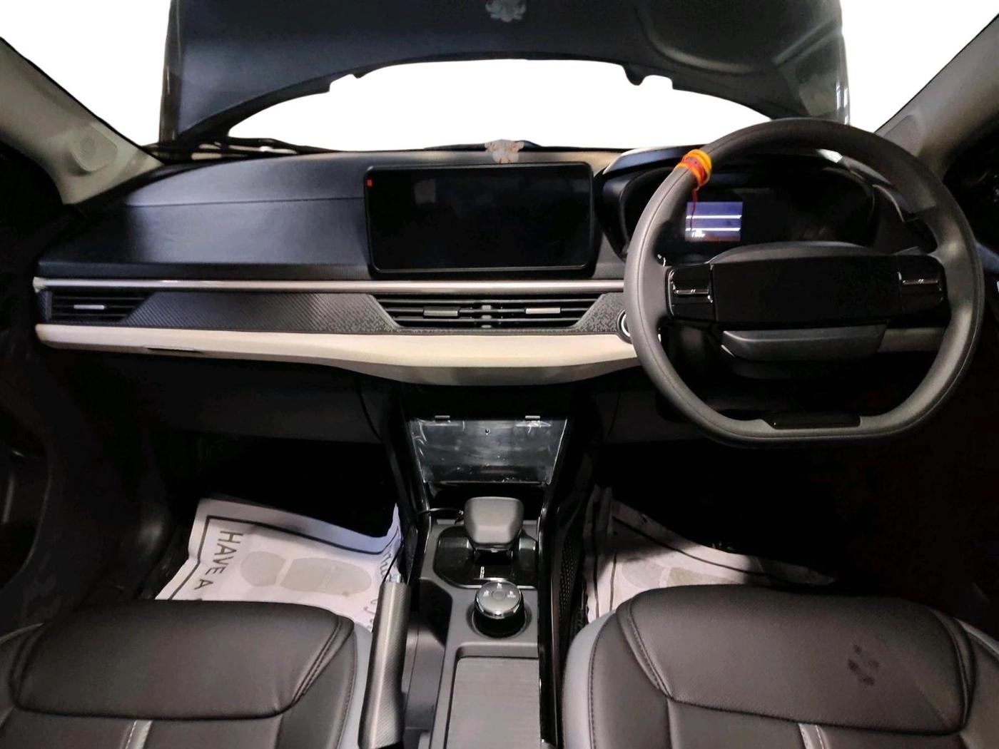 2026 Tata NEXON CREATIVE  AMT 1.2 PETROL, Petrol, Automatic, 1,159 km, interior