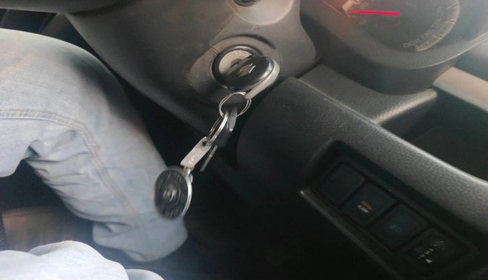 2012 Maruti Swift VXI, Petrol, Manual, 91,262 km, interior