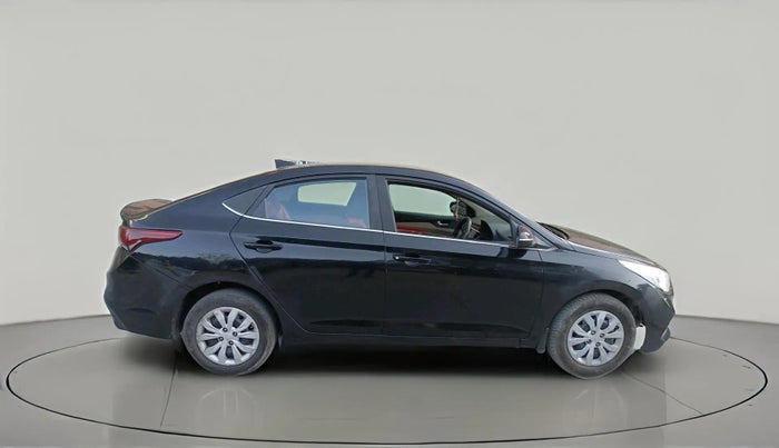 2018 Hyundai Verna 1.6 EX CRDI, Diesel, Manual, 2,20,503 km, exterior