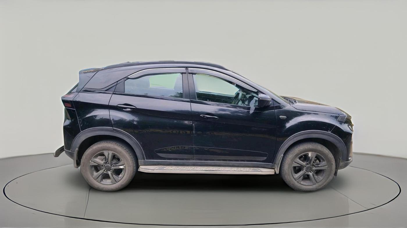 2024 Tata NEXON Creative Plus S 1.2 Revotron 7DCA Dark Edition, Petrol, Automatic, 28,712 km, exterior
