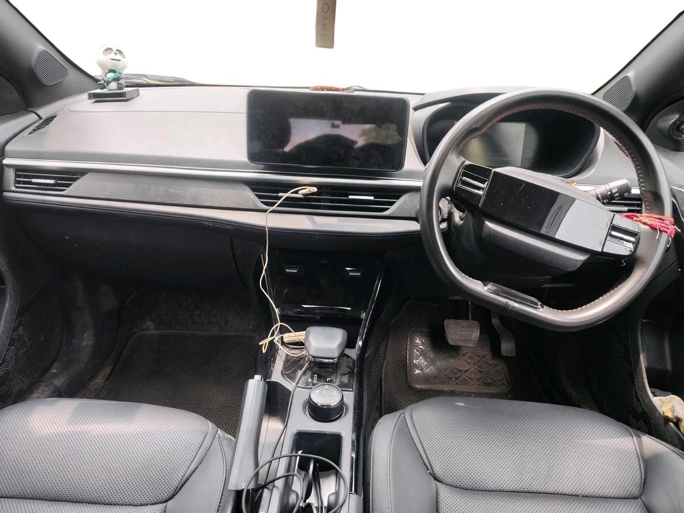 2024 Tata NEXON Creative Plus S 1.2 Revotron 7DCA Dark Edition, Petrol, Automatic, 28,712 km, interior
