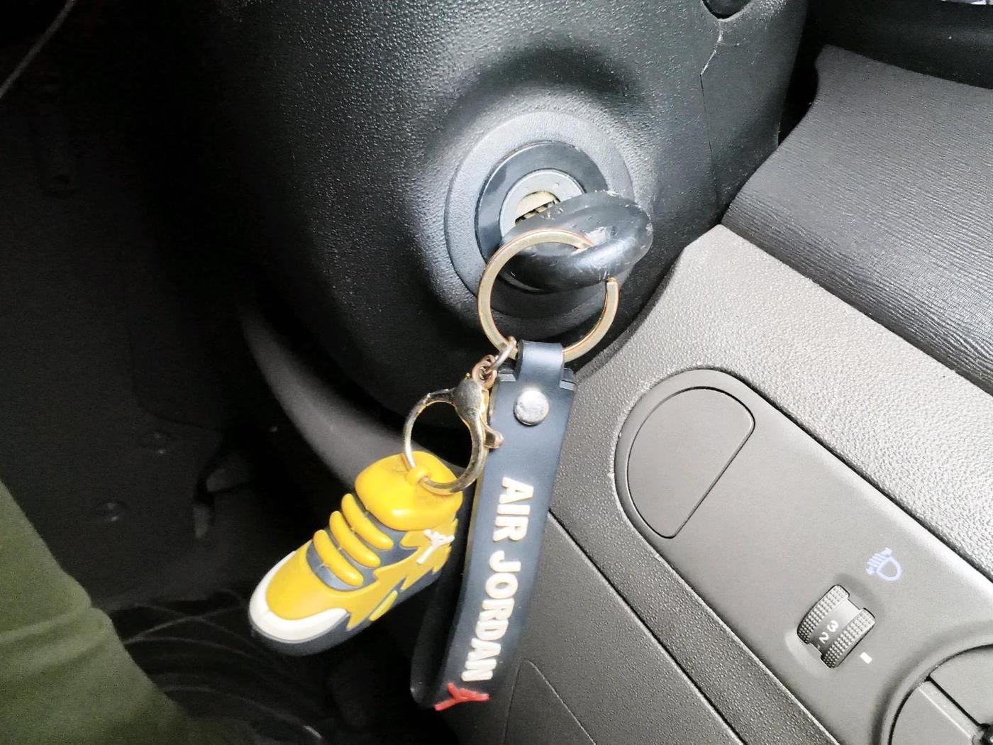 2011 Hyundai i10 MAGNA 1.2, CNG, Manual, 70,677 km, interior