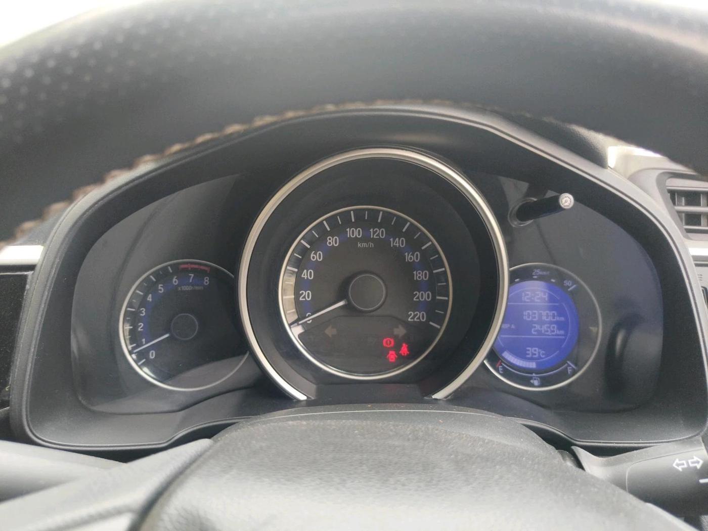 2020 Honda WR-V 1.2L I-VTEC SV MT, Petrol, Manual, 1,03,700 km, interior